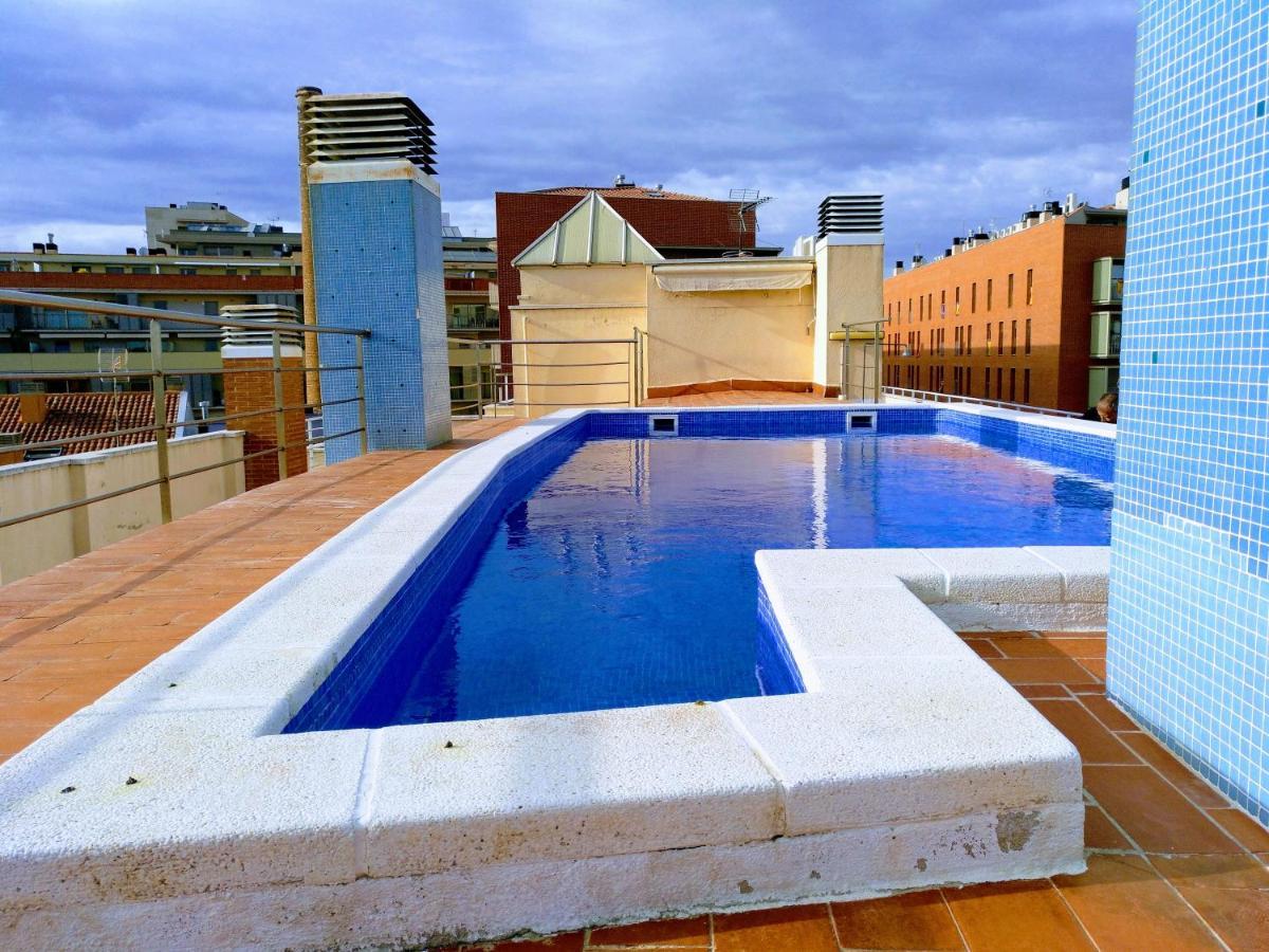 Piscina En Centro De Terrassa Apartment Exterior photo